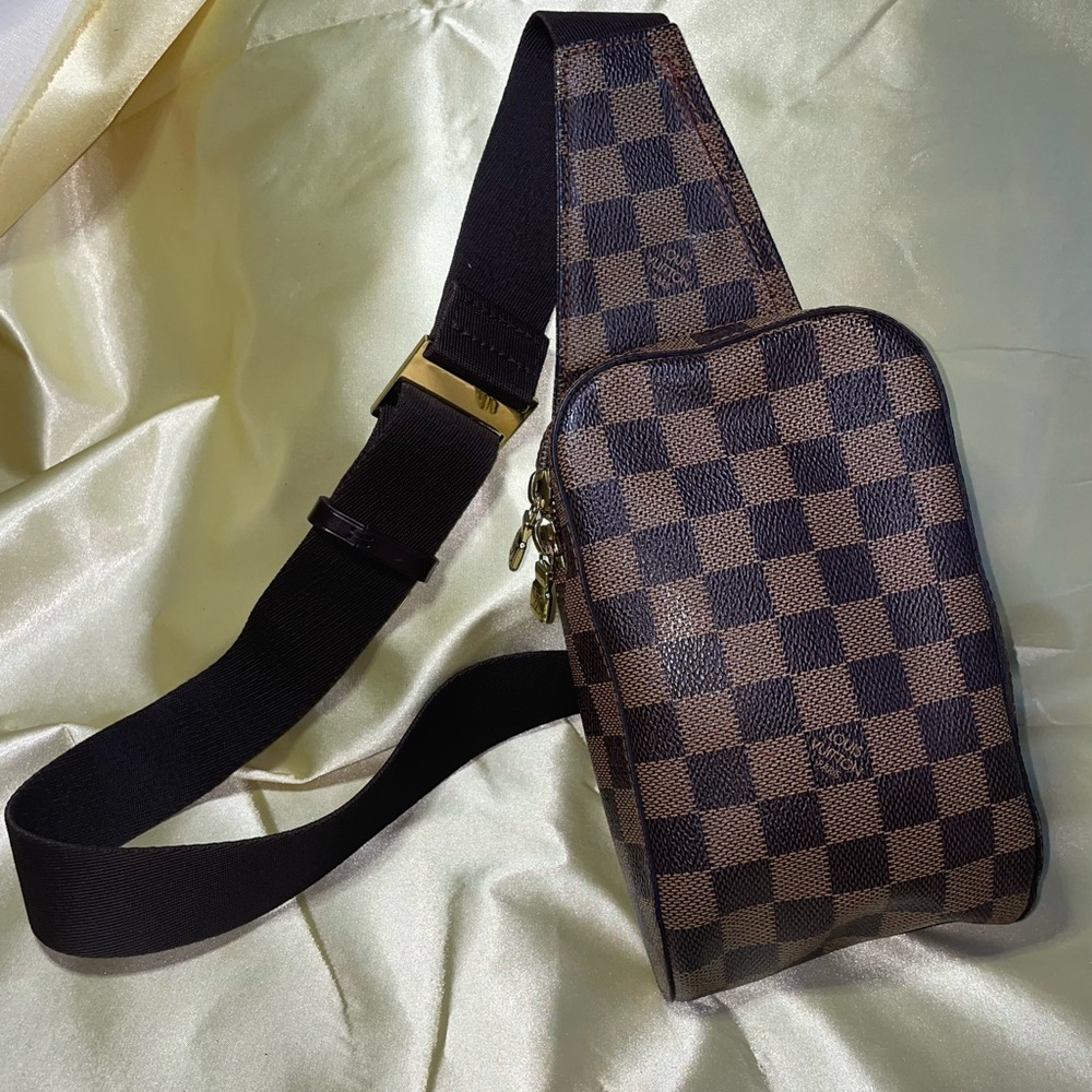 ✨ Louis Vuitton ✨ Damier Ebene Geronimos ✨ Slingbag✨Beltbag✨Verified Authentic✨ - Picture 13 of 13